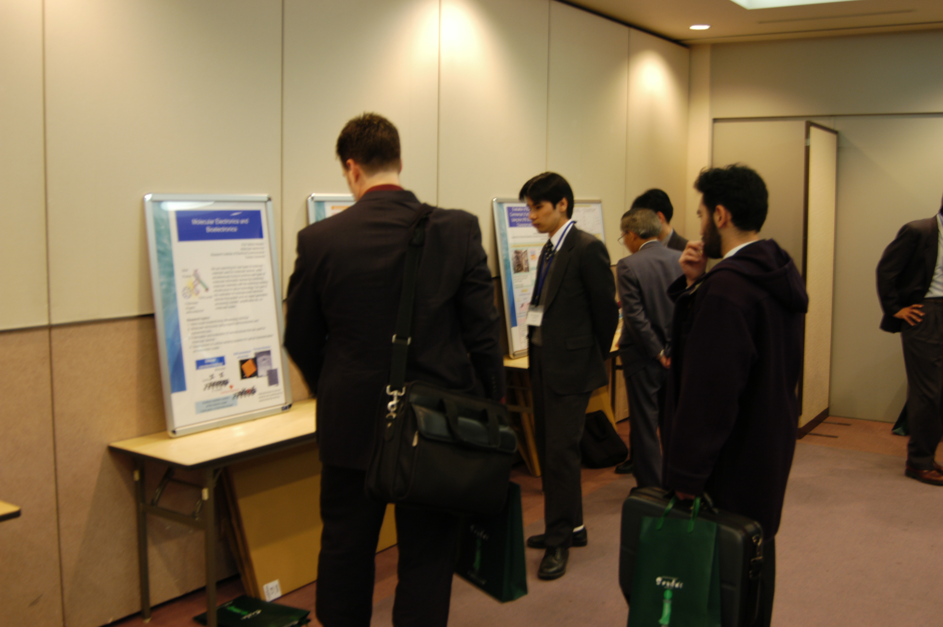 020Poster session02.JPG